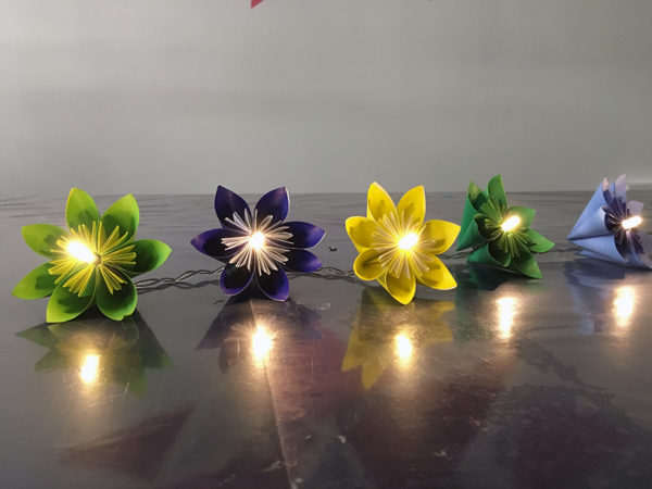Atelier guirlande lumineuse fleurs origami – Image 4
