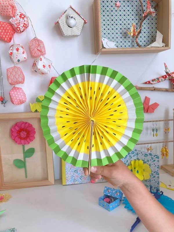 Atelier éventail fruité origami & collage