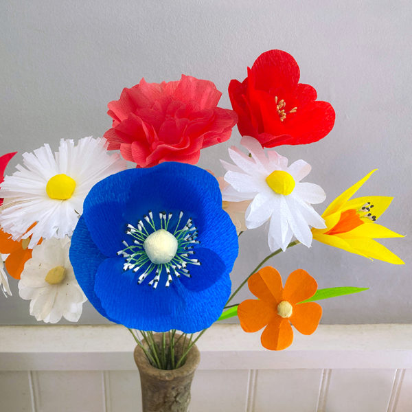 Atelier fleurs en crépon