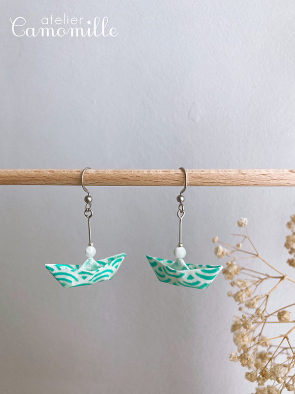 Boucles d'oreilles bateaux origami