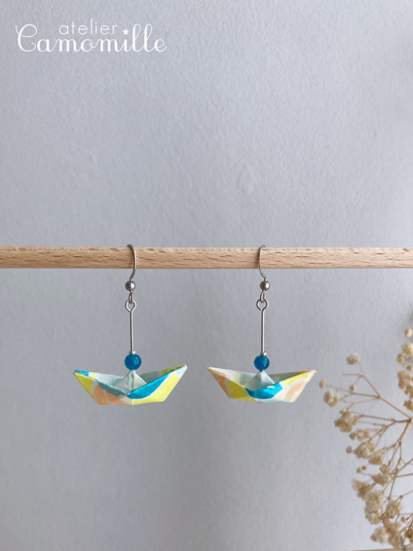 Boucles d'oreilles bateaux origami