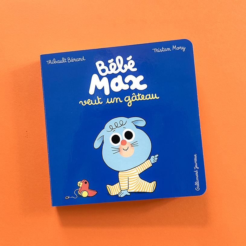 Bébé Max veut un gâteau