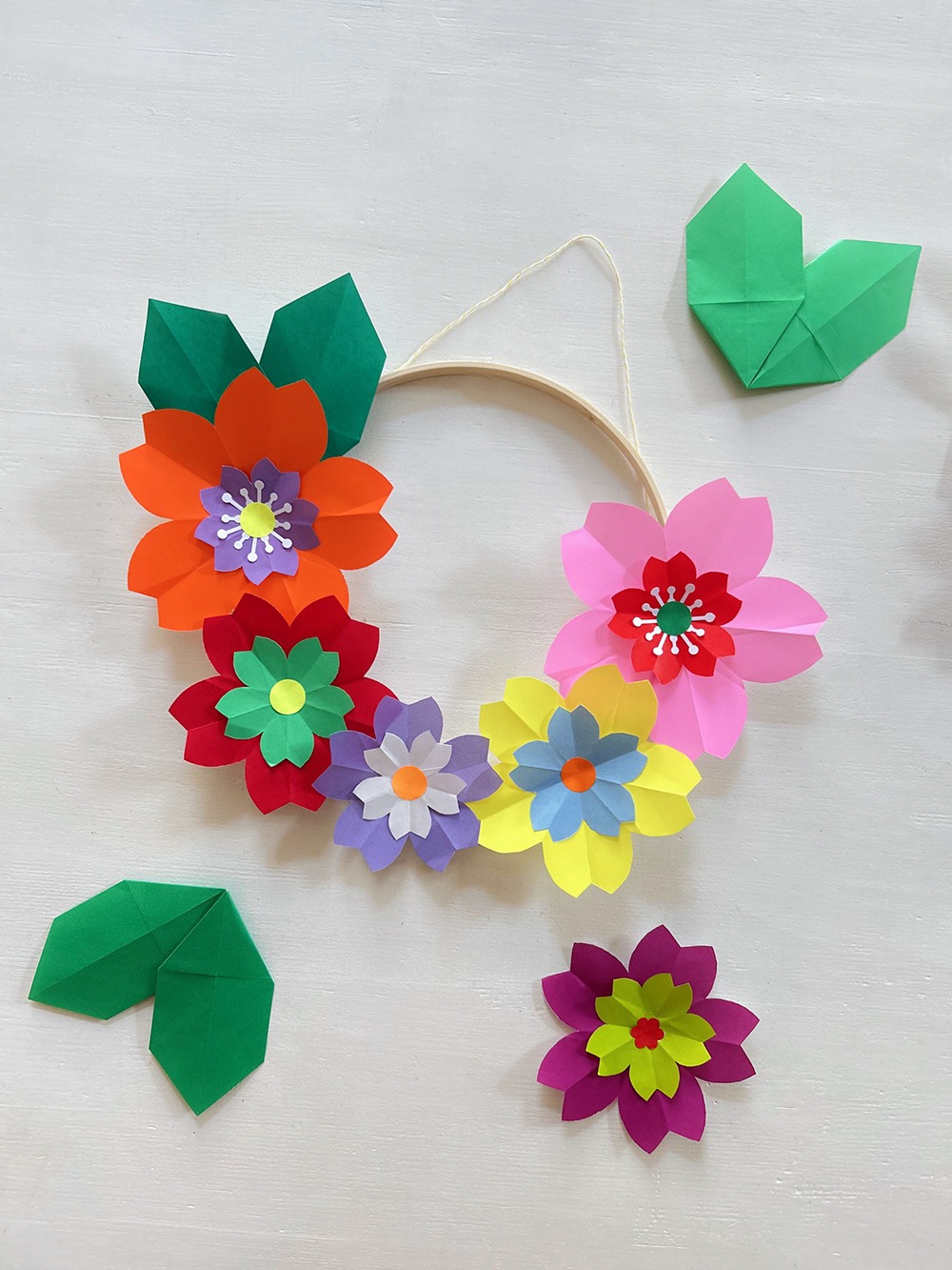 Atelier couronnes fleurs de Sakura